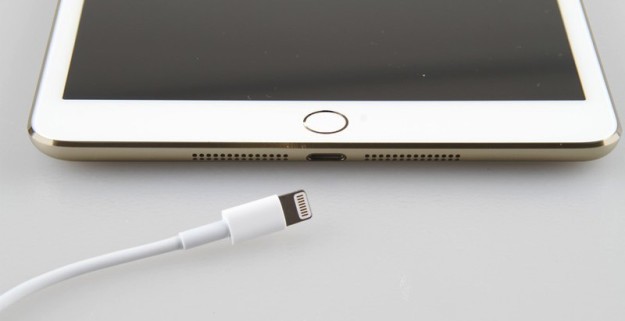 złoty iPad mini 2 z Touch ID