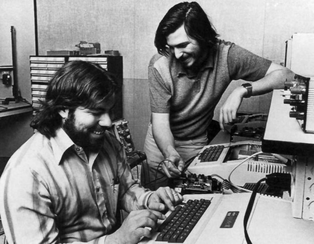 steve-jobs-and-wozniak-1977_1024x796_91966